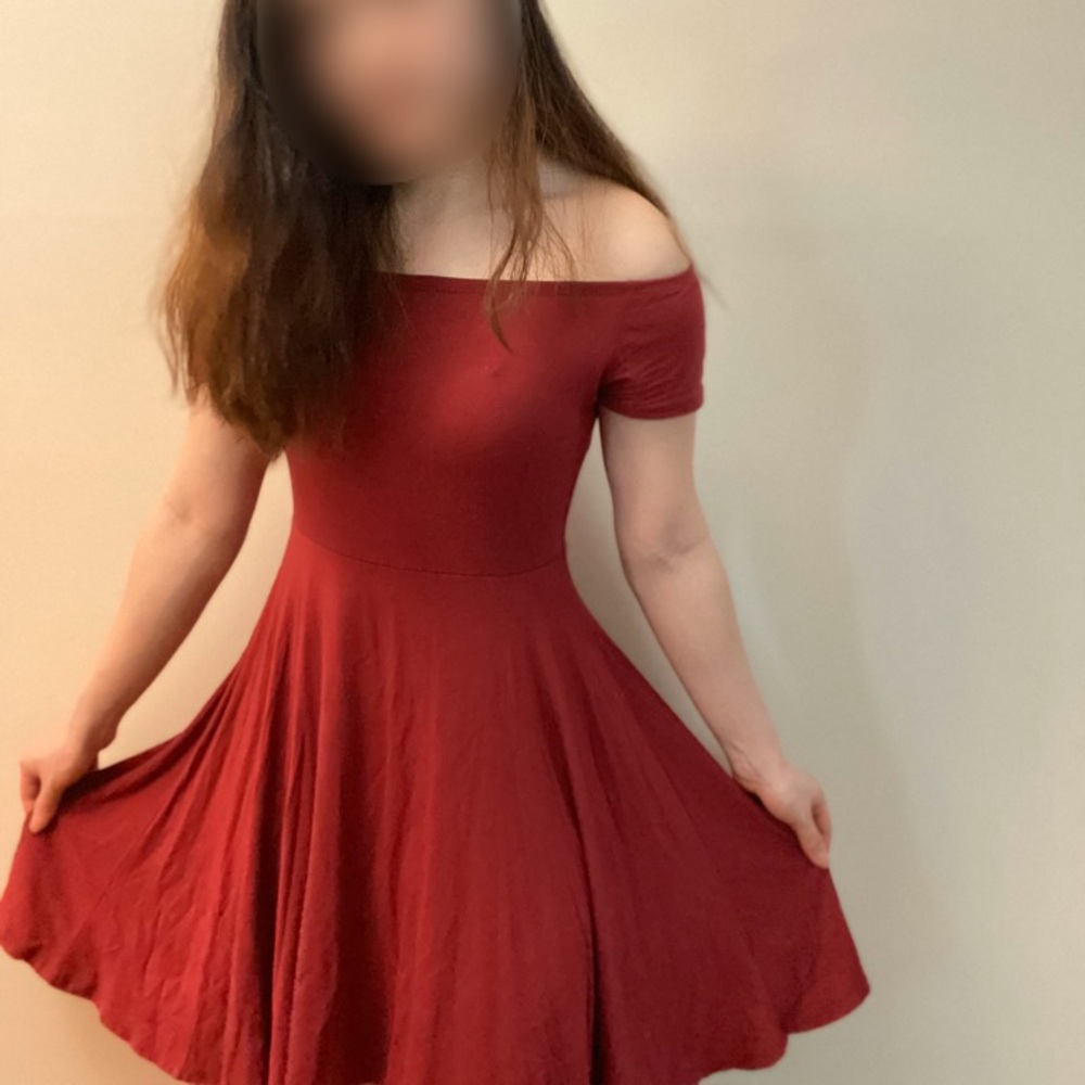 Red off shoulder Alya dress size xs women